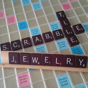 scrabble-DIY-jewely.jpg